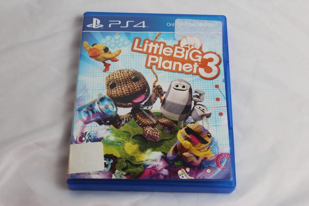 Little Big Planet 3 PS4 Sony PlayStation 4 Video Game Used Scratched Disc